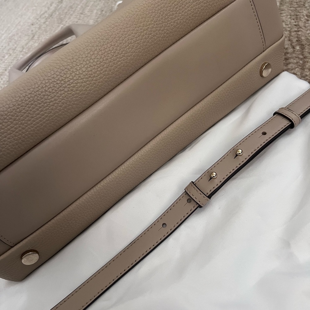 Michael Kors Tan Satchel with Double Handles and Detachable Strap - Picture 8 of 11